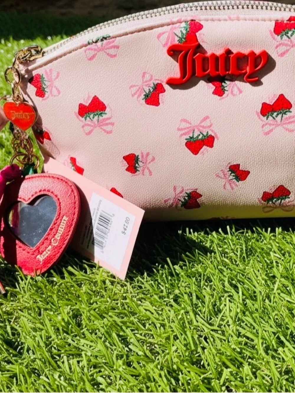 🍓Juicy Couture Pink Strawberry Purse with Heart Mirror Keychain SOLD❗️